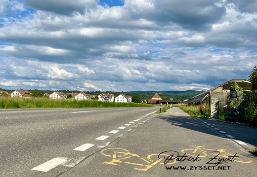 E5C1EEE0-7EB4-49C7-AC1A-8EF3C0DF1F3C_1_201_a